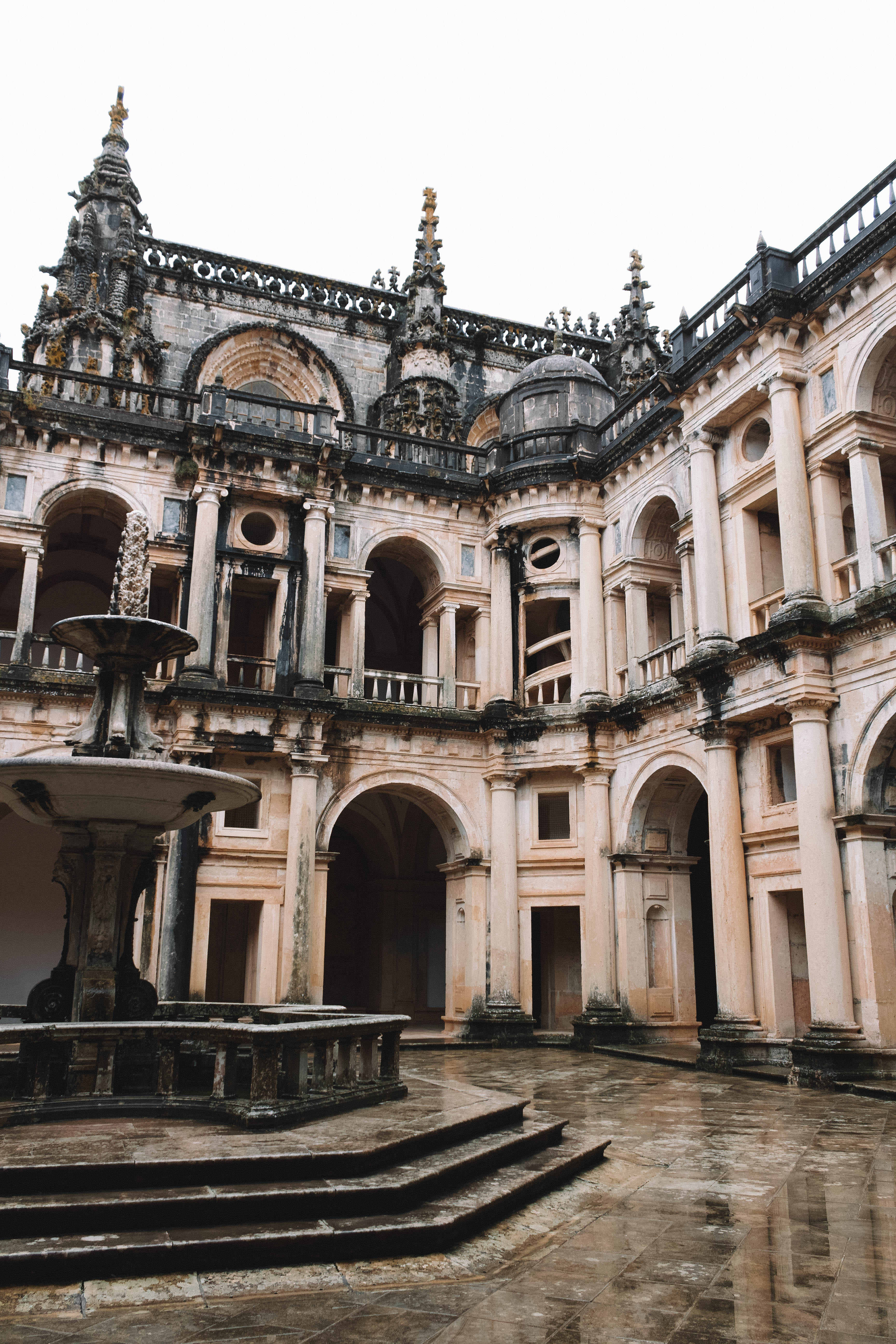 Claustro de D. João III